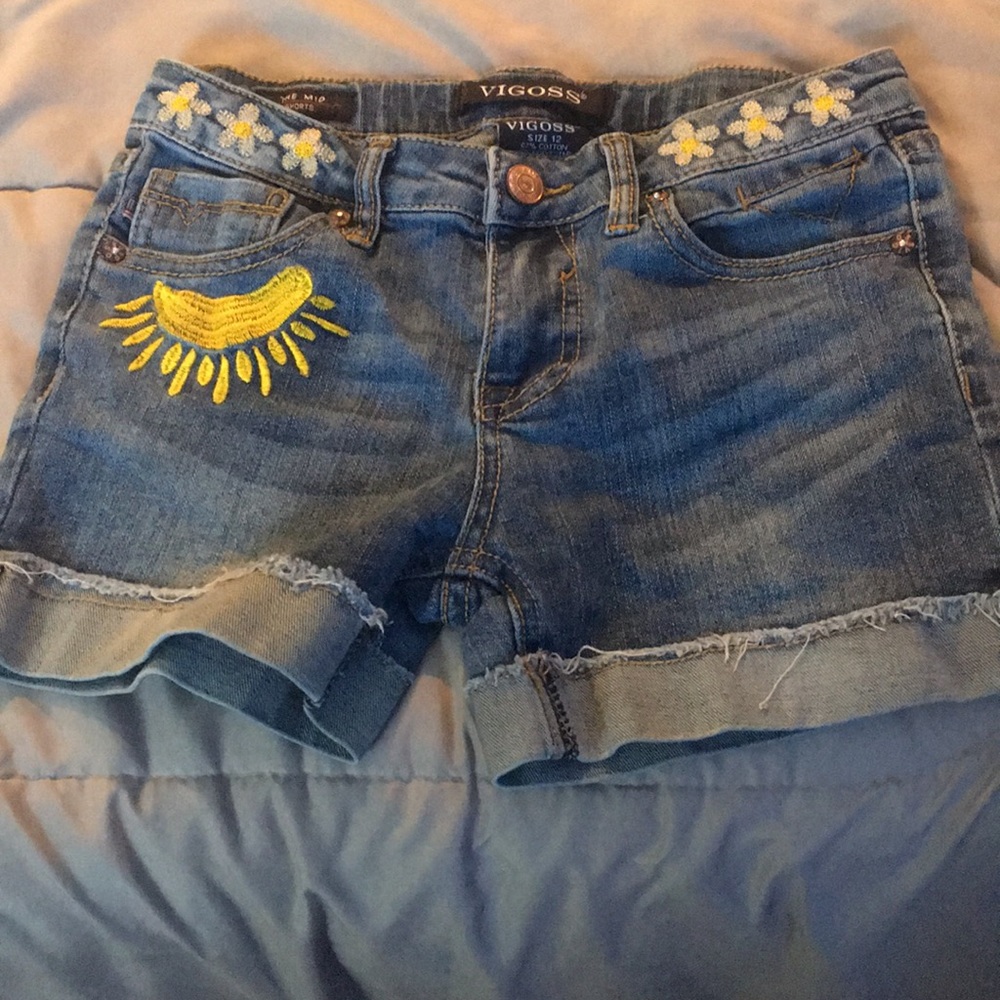 Light wash denim jean shorts